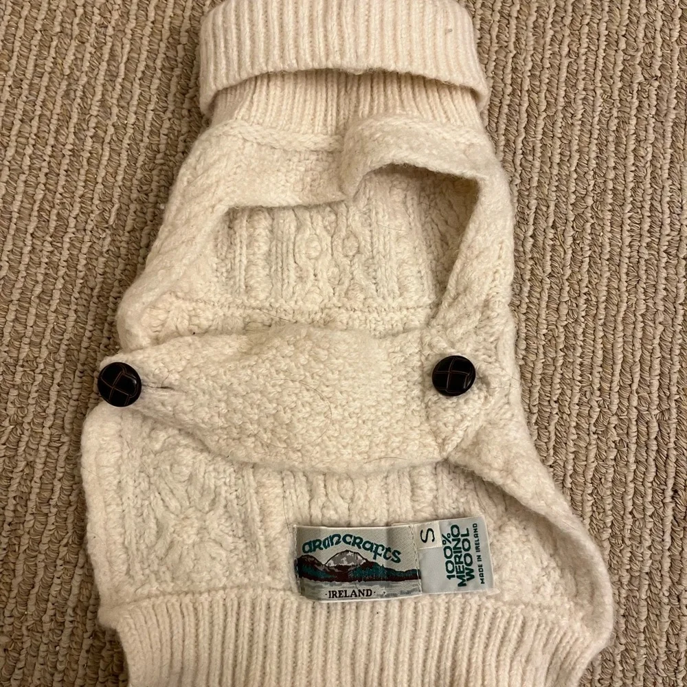 Aran Crafts Wool Fishermen’s sweater for small cat/dog